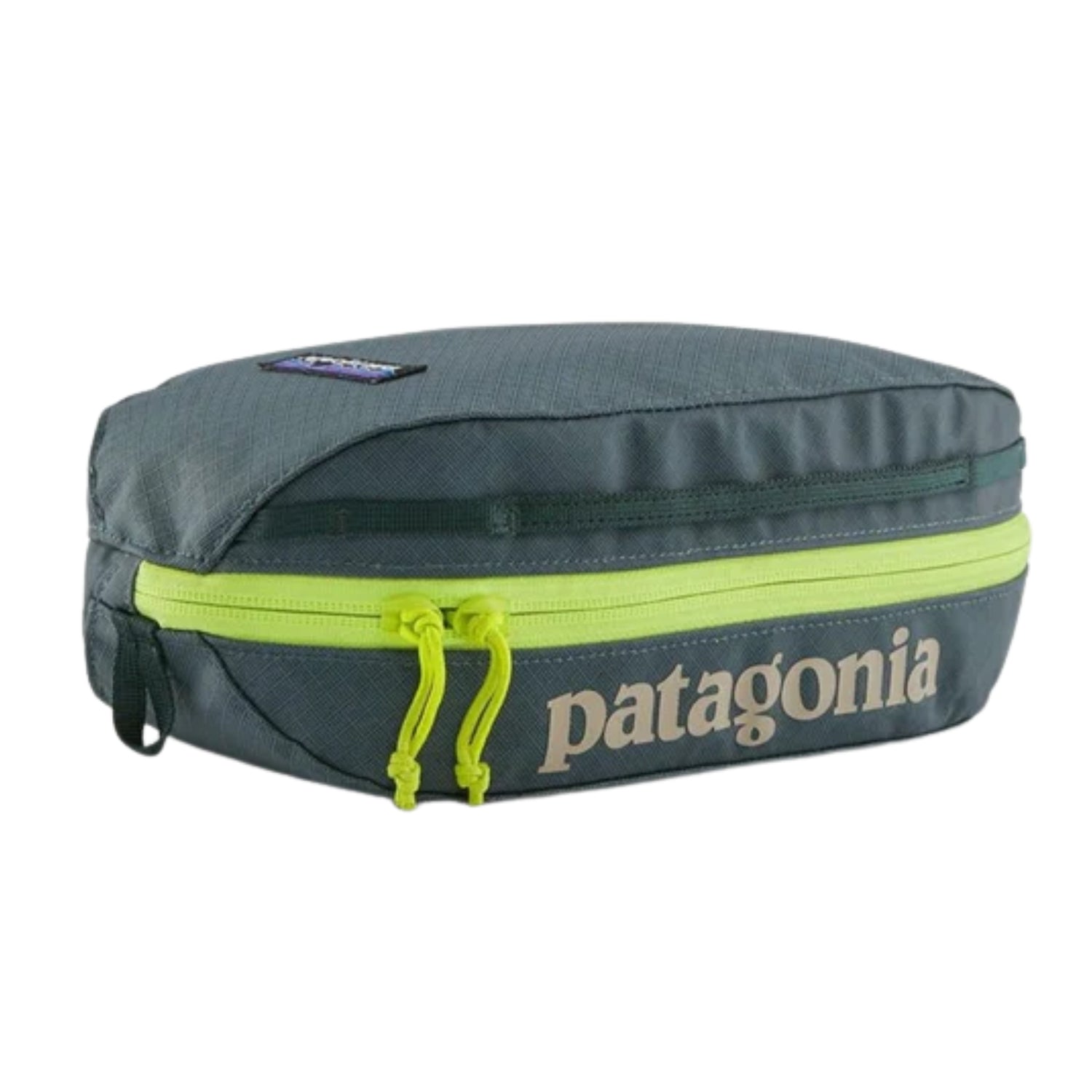 patagonia black hole 3l cube High Country Outfitters This cube is perfect as a dopp kit or small organizer with its 3 Patagonia, Black Hole Cube 3L