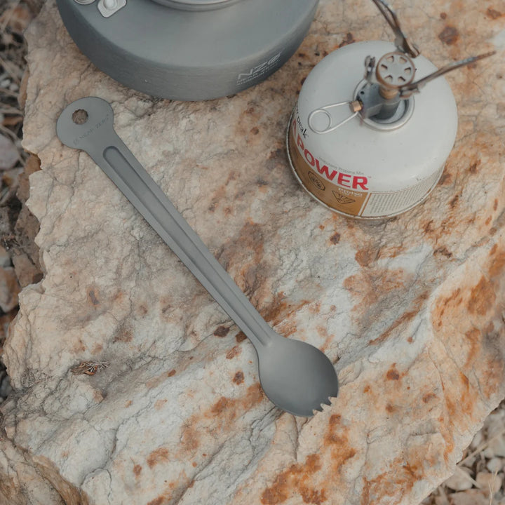 Near Zero Titanium Long-Handled Spork
