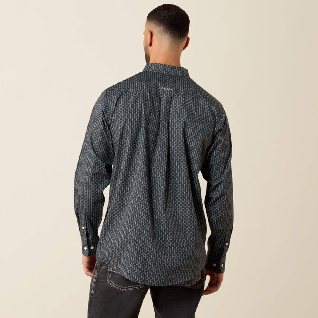 Ariat Men's Wrinkle Free Barnaby Classic Fit Shirt