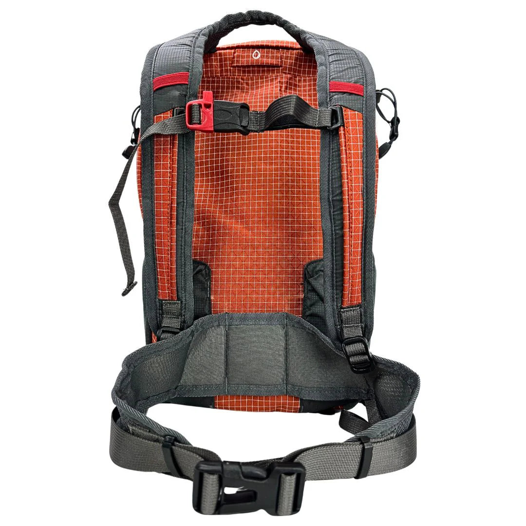 Near Zero Little Dean™ - 20L Hiking Backpack