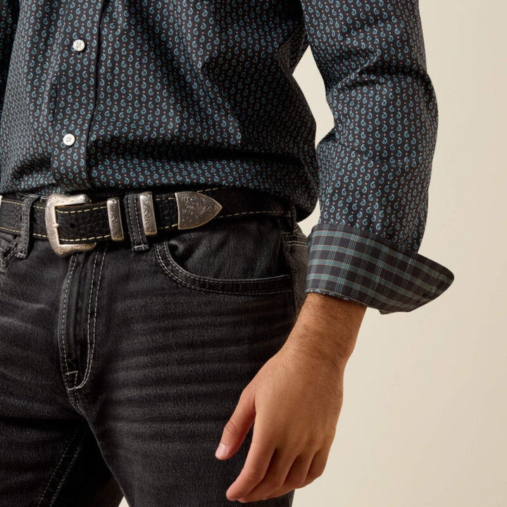 Ariat Men's Wrinkle Free Barnaby Classic Fit Shirt