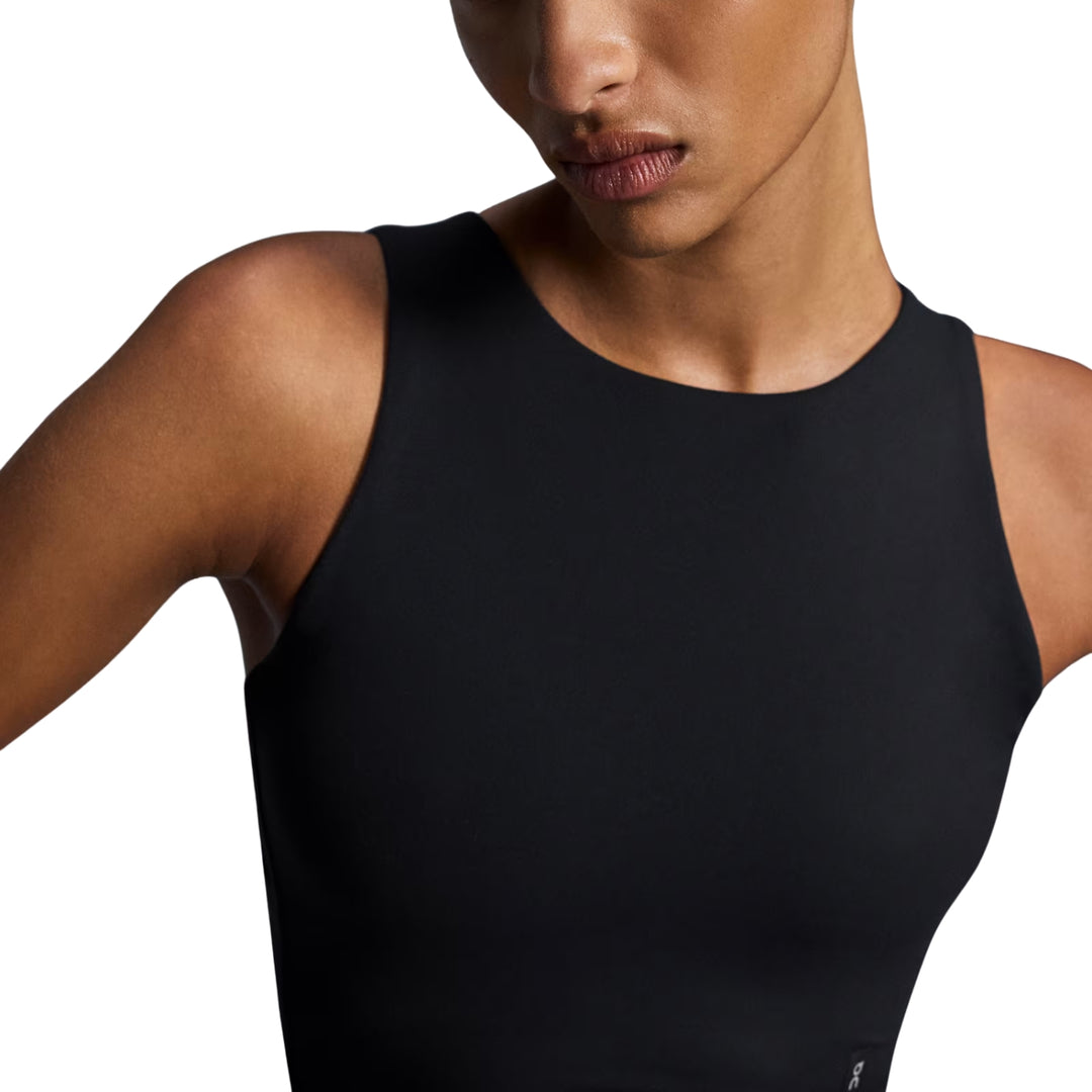On Running Women's Core 2-in-1 Crop Shirt