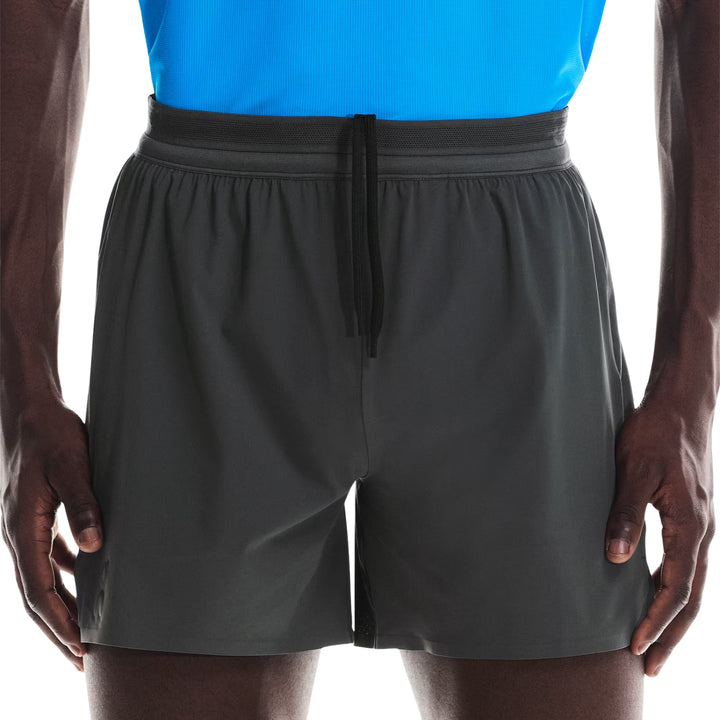 On Running Men's 5" Performance Shorts