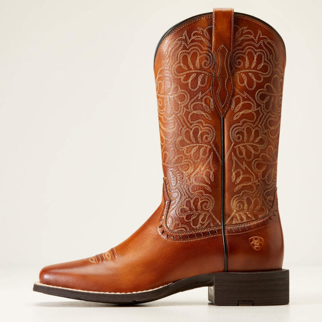 Ariat Women's Round Up Remuda Wide Square Toe Western Boot