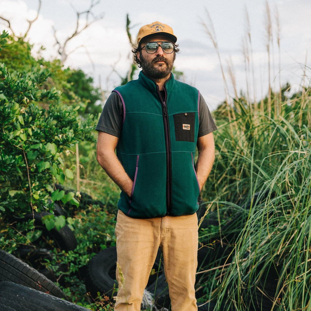 Howler Bros Free Range Fleece Vest | Men's