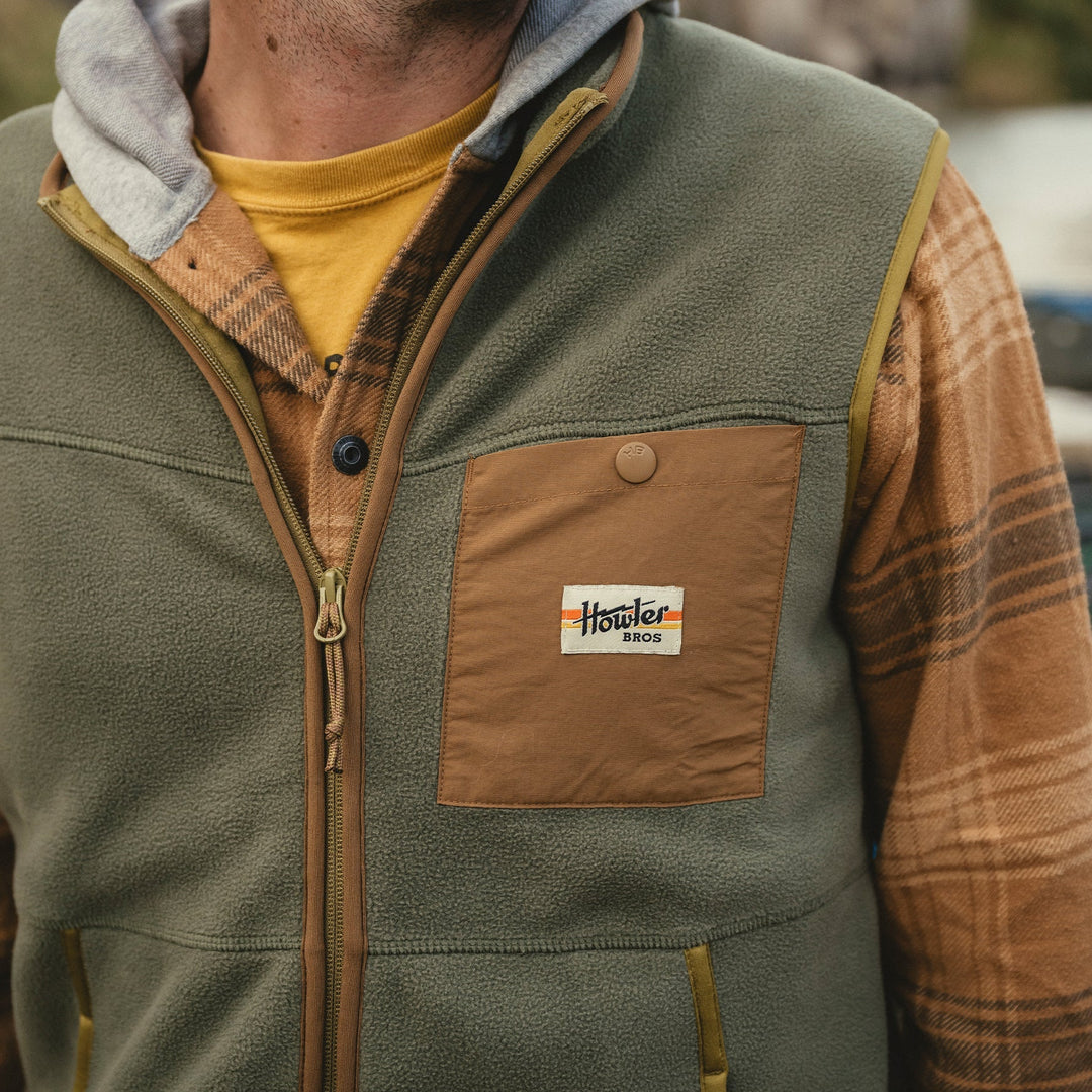 Howler Bros Free Range Fleece Vest | Men's