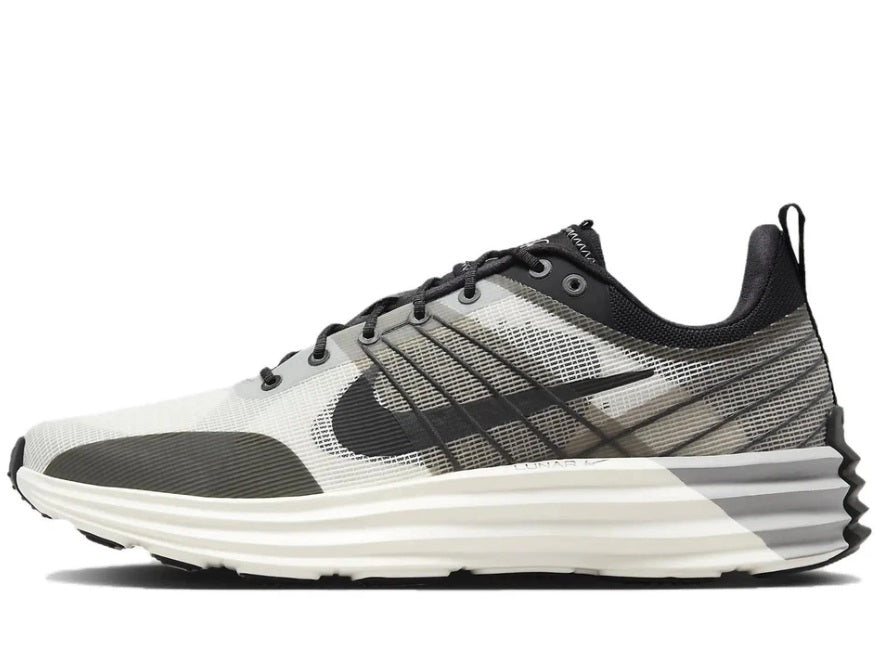Nike Men's Lunar Roam Shoes