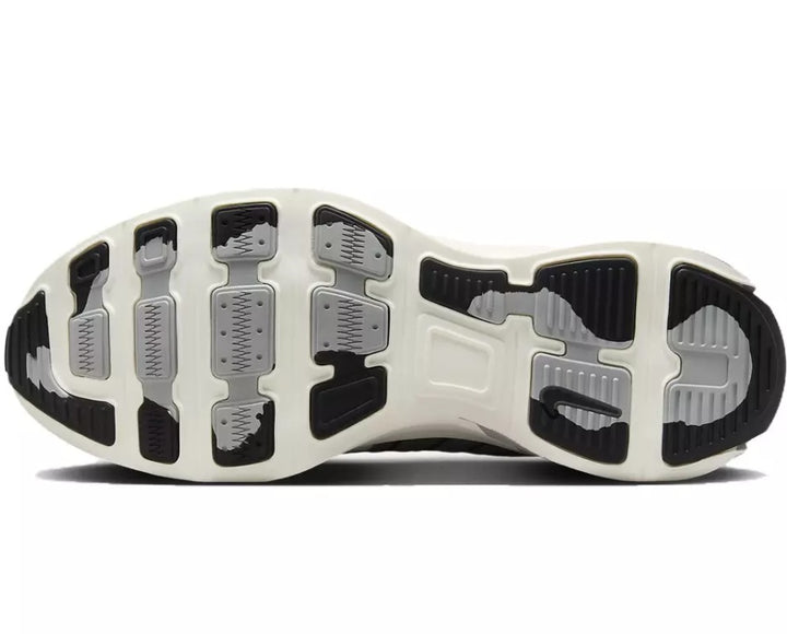 Nike Men's Lunar Roam Shoes