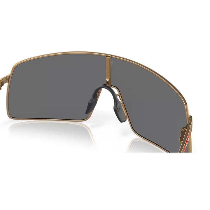 Oakley Sutro TI Patrick Mahomes II Matte Gold | Prizm Black | OO6013 05