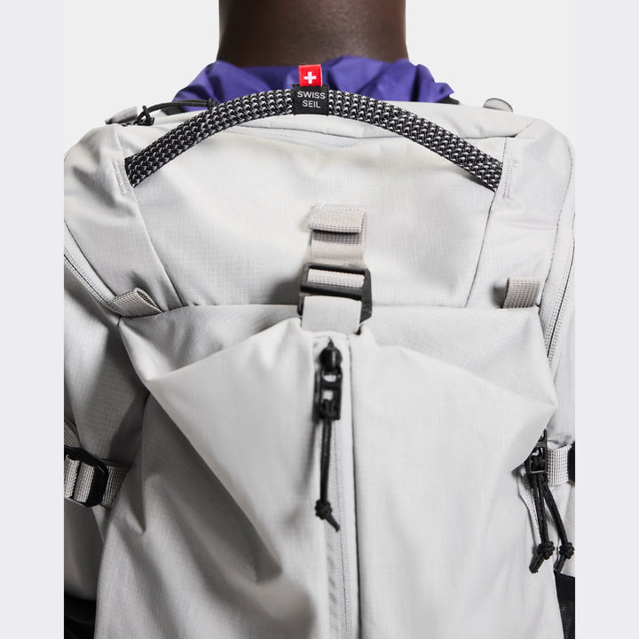 On Running Speed Pack 30L Backpack