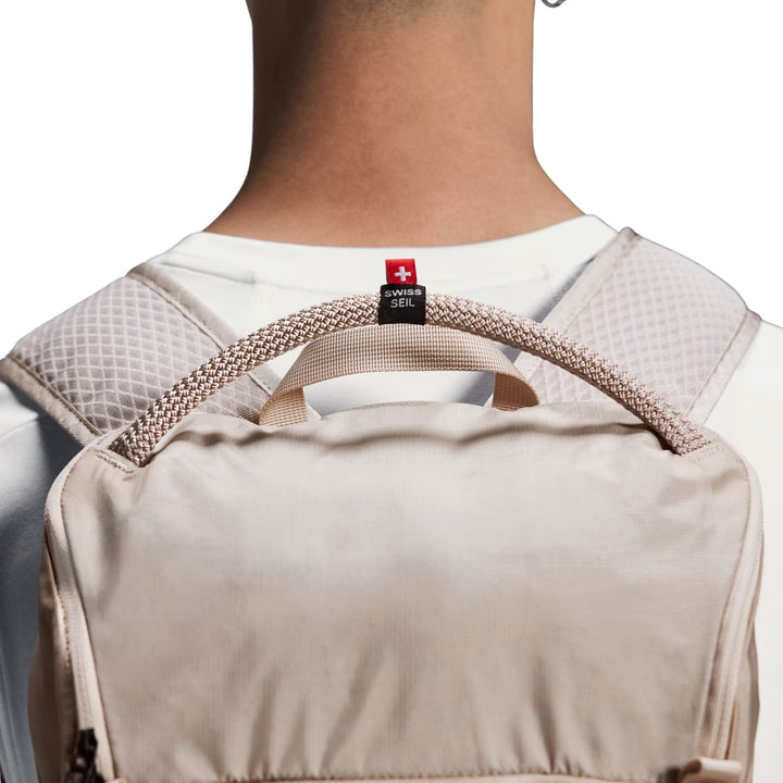 On Running Speed Pack 18L Lite Backpack