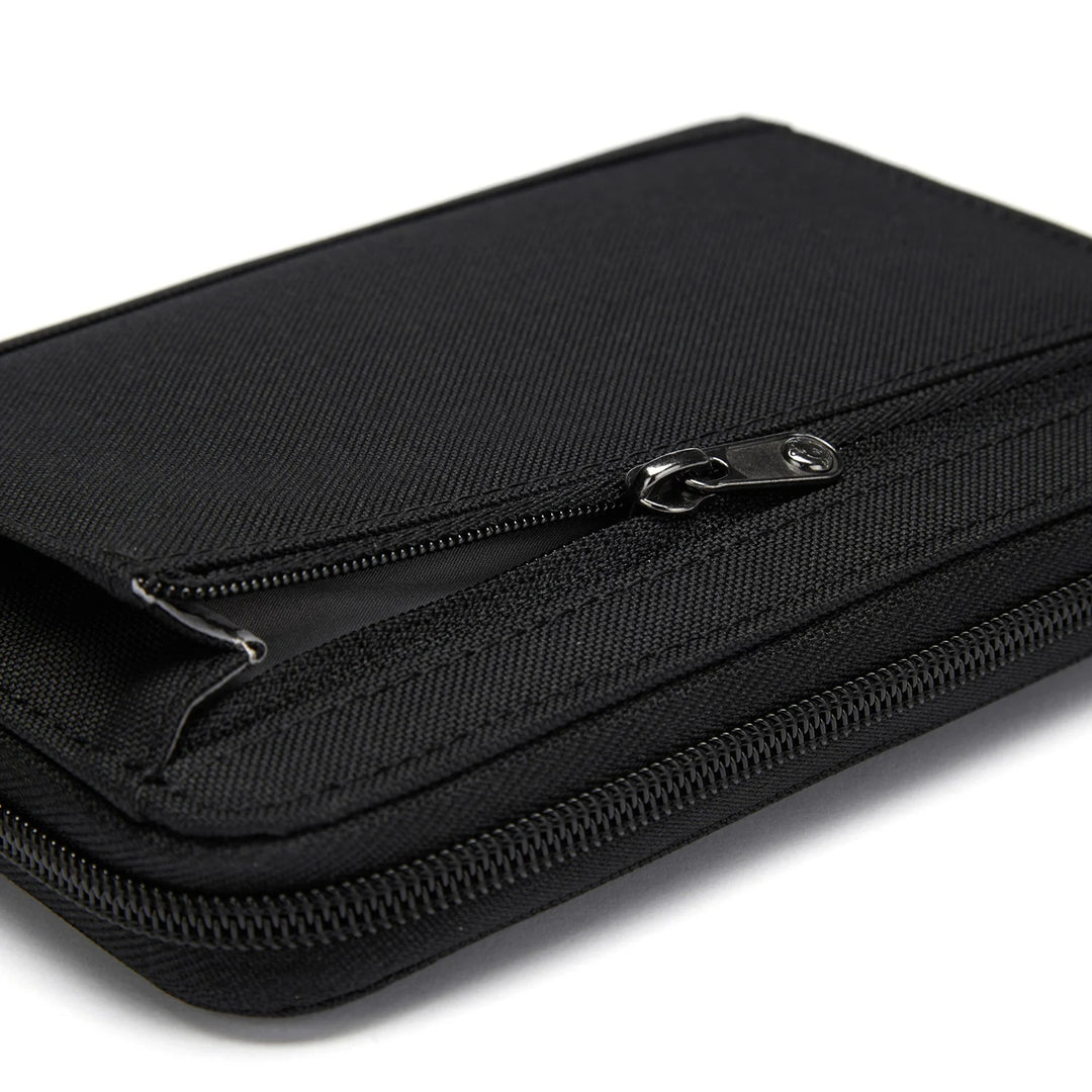 Pacsafe RFID Blocking Organizer