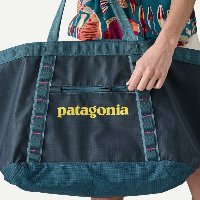 Patagonia Black Hole Gear Tote 61L