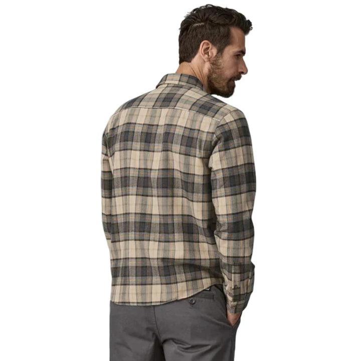 Patagonia Men's Long Sleeve Lightweight Fjord Flannel Shirt