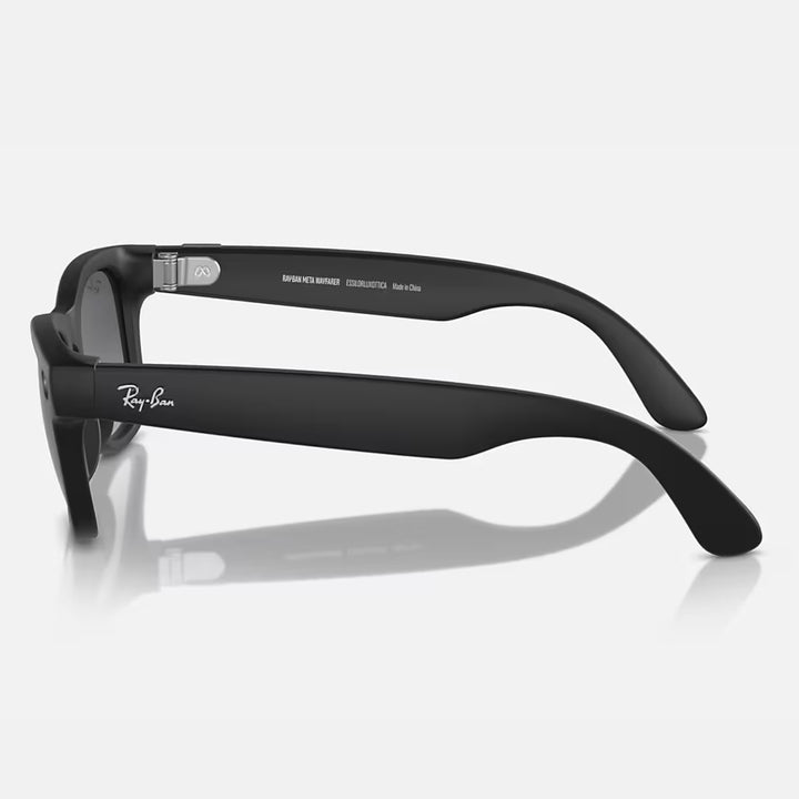 Ray-Ban Meta Wayfarer Gen 1 | Matte Black | Graphite Gradient Polarized | RW4006 601ST3 (Large)