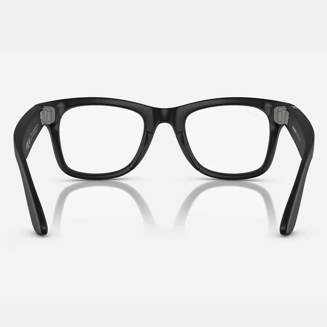 Ray-Ban Meta Wayfarer Gen 1 | Matte Black | Clear/Graphite Green Transitions® | RW4006 601S1M (Regular)