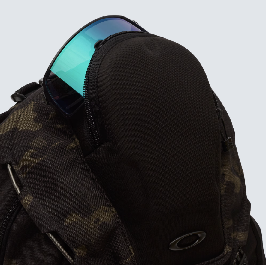 Oakley SI Kitchen Sink Backpack Black Flag Outfitters
