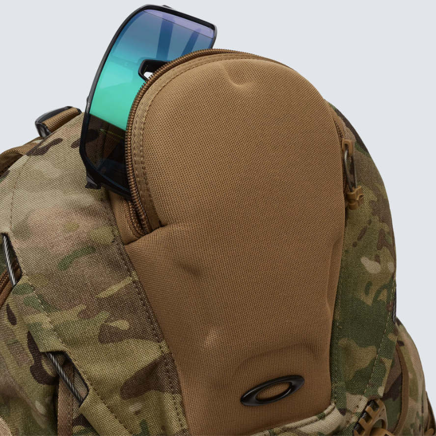 Oakley SI Kitchen Sink Backpack Black Flag Outfitters