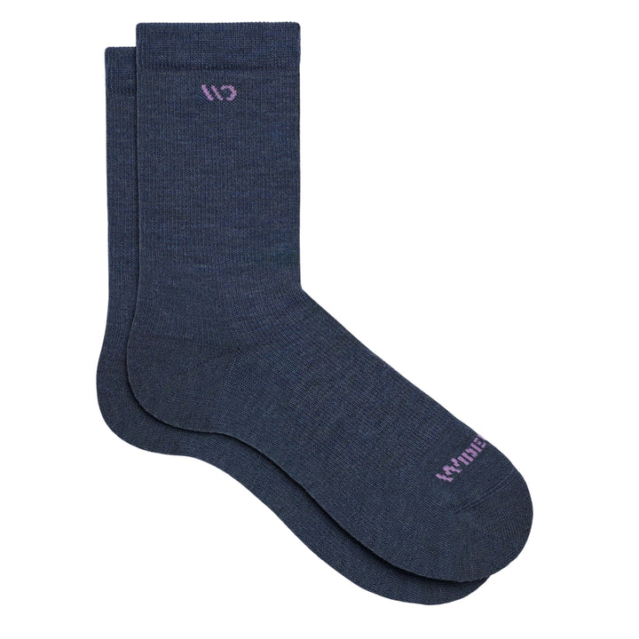 Wide Open Women’s Solid Basic Cushioned Crew Socks
