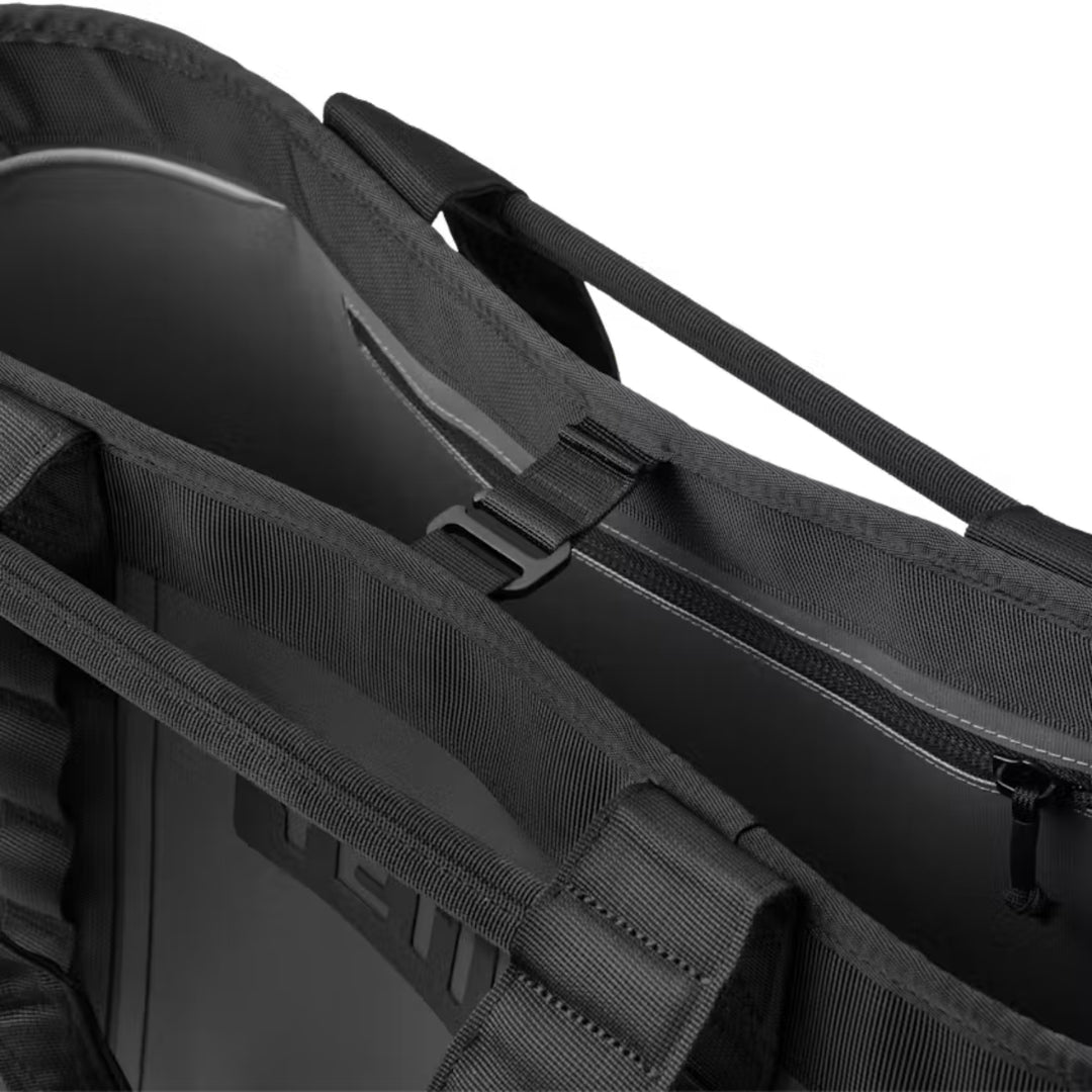 Yeti Camino Carryall 35