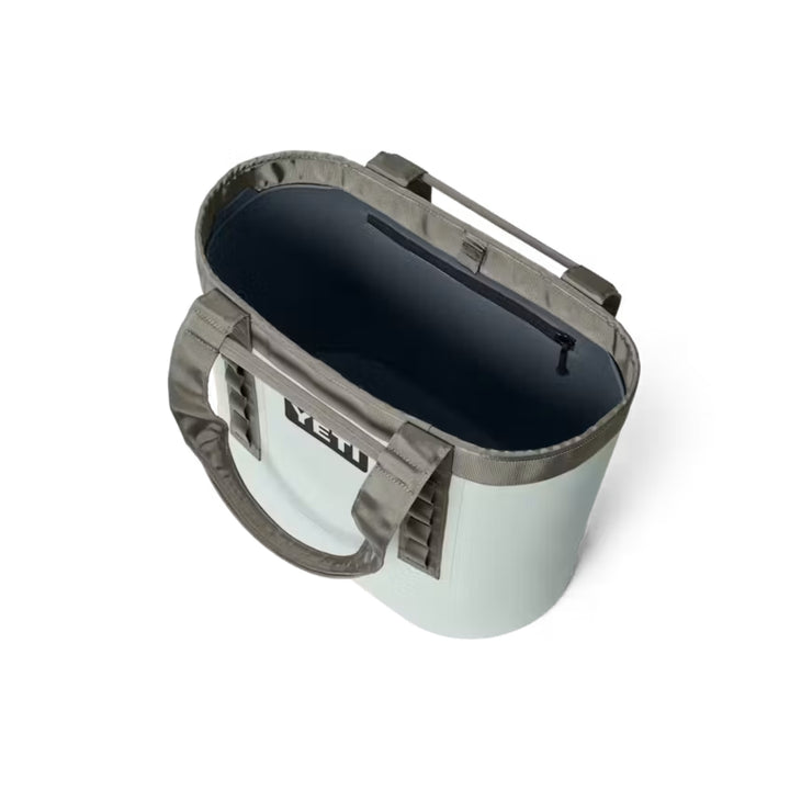 Yeti Camino Carryall 35
