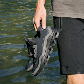 On Running Men's Cloudaway Hiking Shoes